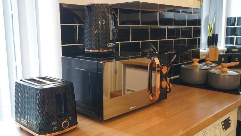 Comfortable Family Sussex Gardens Apartment London